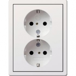 Gira Podw. gn. SCHUKO z ochr.dz. Gira F1 00 biały